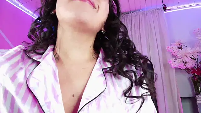 Snapshot of Andrejoness chatting on March 28, 5:51 am Andrejoness online show from March 28, 5:51 am