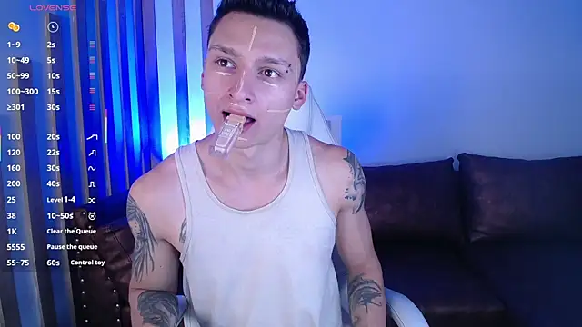 DIEGO JONES online show from April 29, 8:26 pm