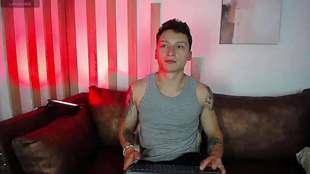 DIEGO JONES online show from May 27, 1:08 pm