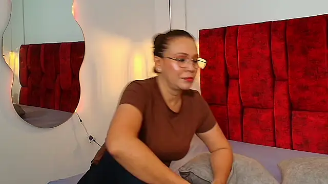  Monaliza  online show from March 28, 12:16 pm