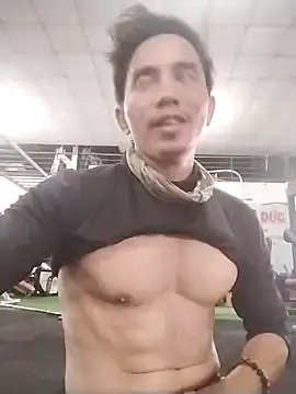 Snapshot of traiwe06 chatting on March 16, 6:28 am traiwe06 online show from March 16, 6:28 am