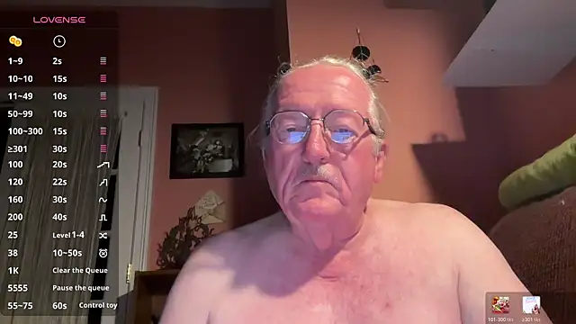 Phrodeaux Baggins online show from March 29, 3:50 am