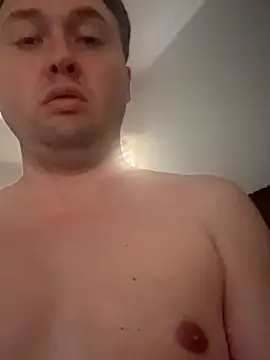 phxbttmboy0933 online show from February 28, 8:32 pm