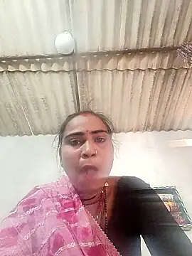 Snapshot of Sonam82393 chatting on March 2, 8:10 am Sonam82393 online show from March 2, 8:10 am