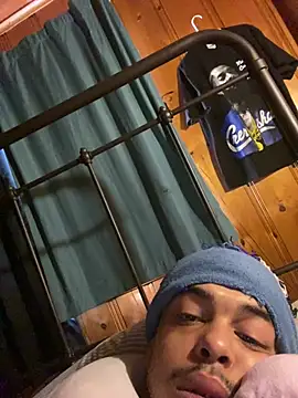 Snapshot of bkigdick225 chatting on February 28, 3:57 pm bkigdick225 online show from February 28, 3:57 pm