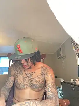 Snapshot of bkigdick225 chatting on March 9, 8:57 pm bkigdick225 online show from March 9, 8:57 pm