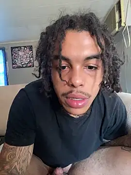 Snapshot of bkigdick225 chatting on March 25, 9:32 pm bkigdick225 online show from March 25, 9:32 pm