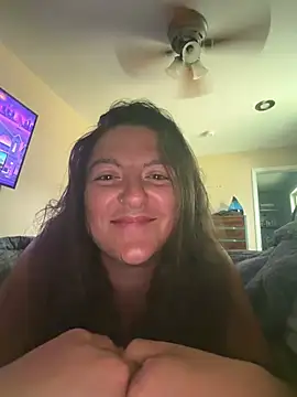 Snapshot of gslizzy chatting on June 5, 2:56 pm gslizzy online show from June 5, 2:56 pm