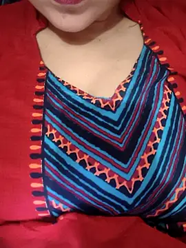 MUSKAN 786786- online show from March 25, 8:42 am