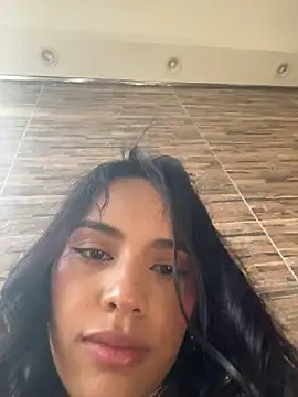 Snapshot of Mia-villalobos chatting on March 14, 2:00 pm Mia-villalobos online show from March 14, 2:00 pm