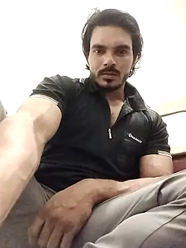 Snapshot of Rocky_boy4 chatting on March 17, 6:00 pm Rocky boy4 online show from March 17, 6:00 pm