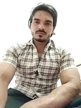 Snapshot of Rocky_boy4 chatting on March 26, 5:40 pm Rocky boy4 online show from March 26, 5:40 pm