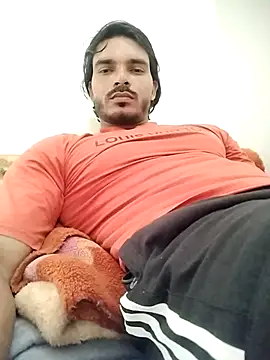 Snapshot of Rocky_boy4 chatting on April 9, 6:19 am Rocky boy4 online show from April 9, 6:19 am