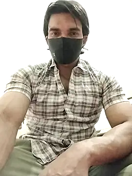 Snapshot of Rocky_boy4 chatting on April 9, 6:24 pm Rocky boy4 online show from April 9, 6:24 pm