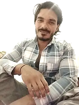 Snapshot of Rocky_boy4 chatting on April 17, 5:49 pm Rocky boy4 online show from April 17, 5:49 pm