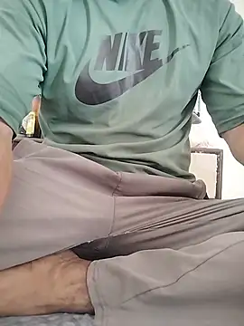Snapshot of Rocky_boy4 chatting on June 27, 6:51 am Rocky boy4 online show from June 27, 6:51 am