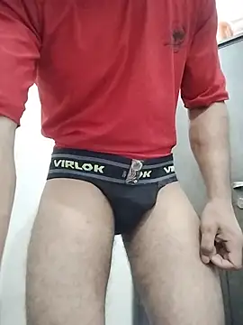 Snapshot of Rocky_boy4 chatting on June 29, 6:52 pm Rocky boy4 online show from June 29, 6:52 pm