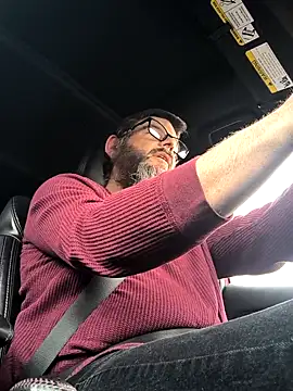 Snapshot of ultimateBWC chatting on March 11, 7:09 pm ultimateBWC online show from March 11, 7:09 pm