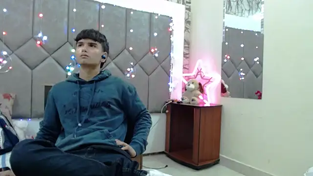 Snapshot of Steve_Hotman chatting on March 14, 12:21 pm Steve Hotman online show from March 14, 12:21 pm