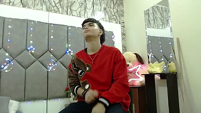 Snapshot of Steve_Hotman chatting on March 17, 12:30 pm Steve Hotman online show from March 17, 12:30 pm