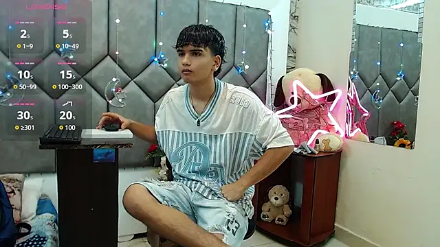 Snapshot of Steve_Hotman chatting on March 27, 12:49 pm Steve Hotman online show from March 27, 12:49 pm