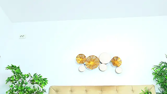 Snapshot of RaysaDrake chatting on March 17, 5:00 am RaysaDrake online show from March 17, 5:00 am