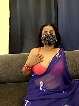 Snapshot of misti-boudii chatting on March 22, 4:10 pm misti-boudii online show from March 22, 4:10 pm