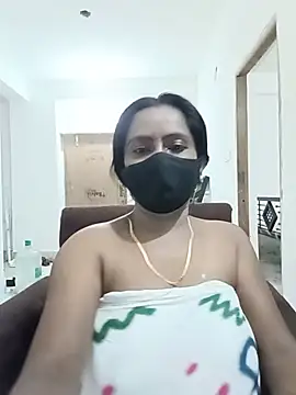 Snapshot of misti-boudii chatting on June 27, 4:23 pm misti-boudii online show from June 27, 4:23 pm