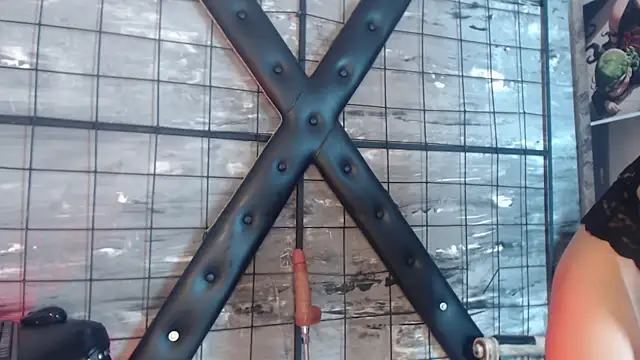 Snapshot of Siena_Bouer chatting on March 28, 4:01 am Siena Bouer online show from March 28, 4:01 am