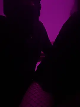 Snapshot of fioxy69 chatting on March 17, 11:19 pm fioxy69 online show from March 17, 11:19 pm