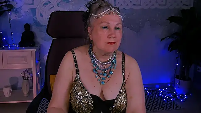 Snapshot of LilaMaharani chatting on March 13, 3:29 pm LilaMaharani online show from March 13, 3:29 pm