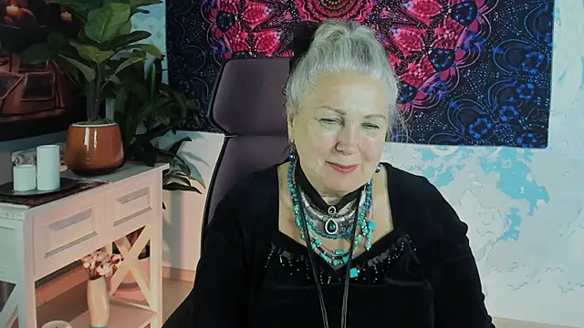 LilaMaharani online show from June 16, 1:58 pm