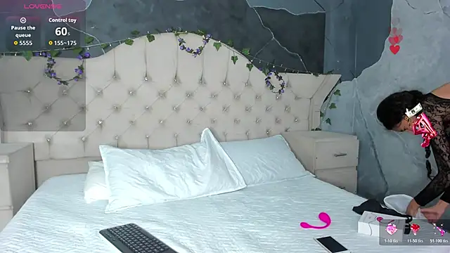 Snapshot of AdharaCruzz_ chatting on March 28, 9:14 pm AdharaCruzz online show from March 28, 9:14 pm