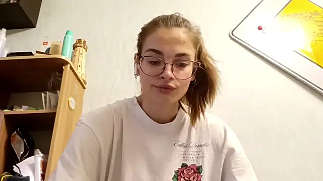 Snapshot of JInaMillsap chatting on March 18, 9:12 am JInaMillsap online show from March 18, 9:12 am