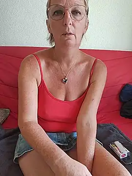 lescoquinsdu40 online show from July 8, 9:47 am