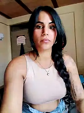 Snapshot of Maracuchitam chatting on April 12, 6:57 pm Maracuchitam online show from April 12, 6:57 pm