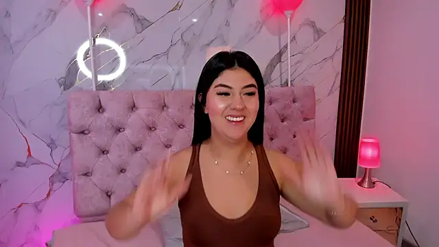 Snapshot of AbrilQuintana_ chatting on March 27, 11:32 am AbrilQuintana online show from March 27, 11:32 am