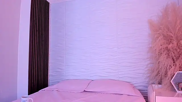 PamelaRoss 1 online show from March 7, 3:36 am