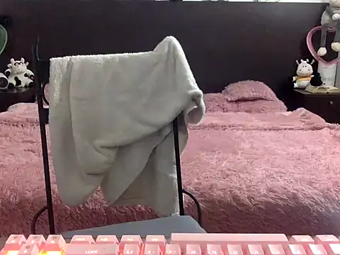 Snapshot of mommy-Milf chatting on March 12, 1:45 am mommy-Milf online show from March 12, 1:45 am