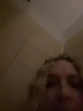 imkhloe online show from March 15, 11:11 pm