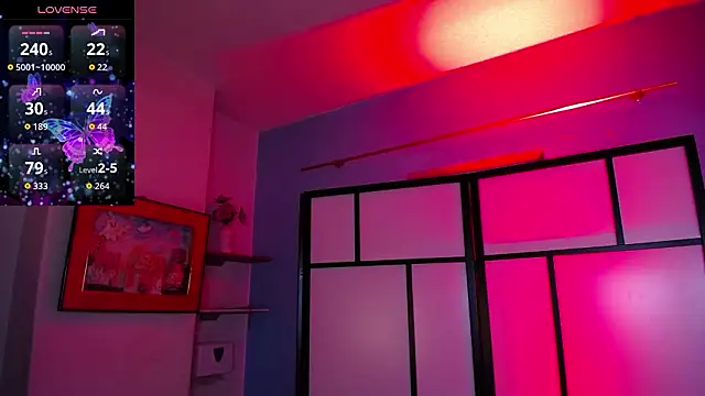 Snapshot of Valkiryaa_soul chatting on March 19, 1:04 pm Valkiryaa soul online show from March 19, 1:04 pm