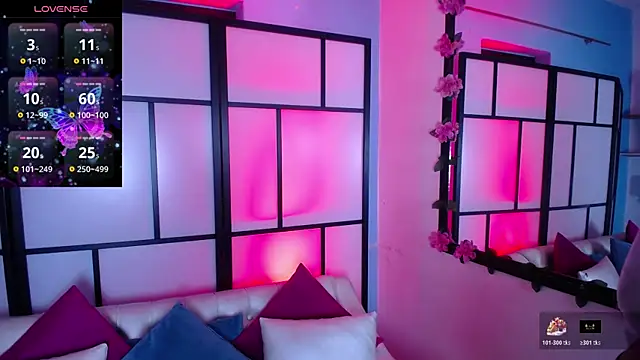 Snapshot of Valkiryaa_soul chatting on March 24, 1:05 pm Valkiryaa soul online show from March 24, 1:05 pm