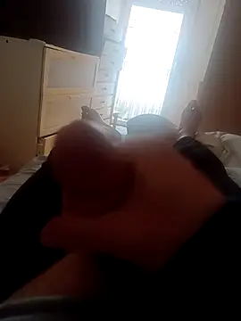 Snapshot of danyelC2 chatting on March 3, 8:53 am danyelC2 online show from March 3, 8:53 am