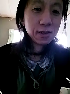 Snapshot of mako7612 chatting on March 6, 2:52 am mako7612 online show from March 6, 2:52 am