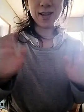 Snapshot of mako7612 chatting on March 18, 4:26 am mako7612 online show from March 18, 4:26 am