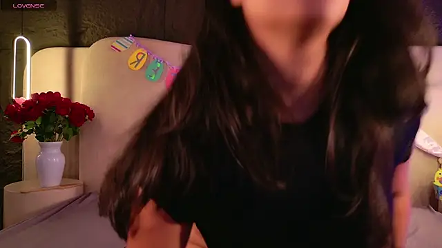 BrendaKyess online show from March 30, 8:21 pm