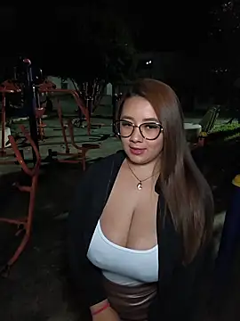 maleja smmith online show from March 6, 3:58 am