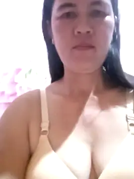 Snapshot of sweet_lyn2025 chatting on March 11, 7:20 pm sweet lyn2025 online show from March 11, 7:20 pm