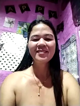 Snapshot of sweet_lyn2025 chatting on April 20, 7:37 pm sweet lyn2025 online show from April 20, 7:37 pm