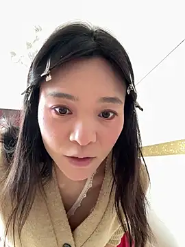 Snapshot of hot_soft22 chatting on March 25, 3:45 am hot soft22 online show from March 25, 3:45 am